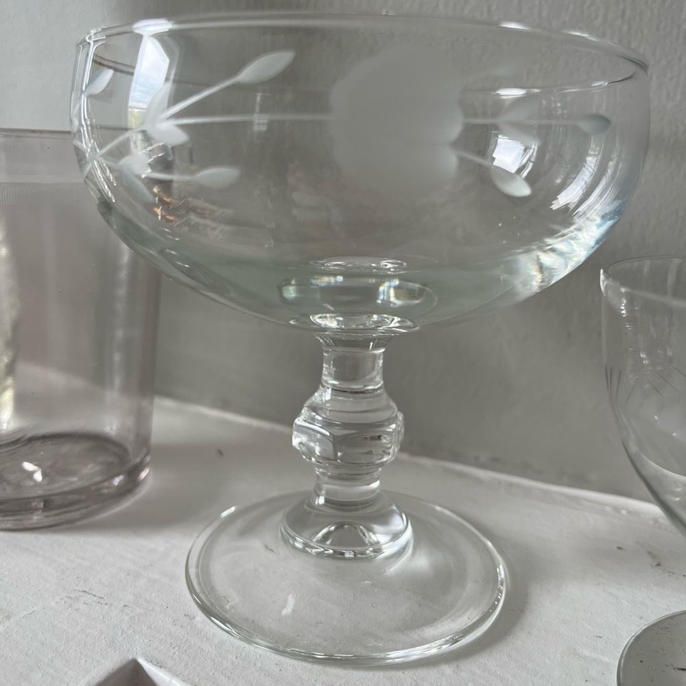 Vintage/Antique Glass and Crystal 5 lb Mystery Box —
Re-sellers/DIY welcome! - Picture 11 of 13